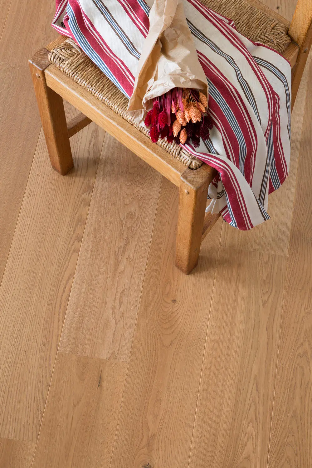 Parquet Essentiel XL 2,5 Opaline Naturel (02) - BerryAlloc – Image 3